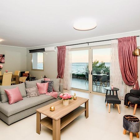 Beachfront Artemida Retreat - Peony Seabreeze Gem Extérieur photo