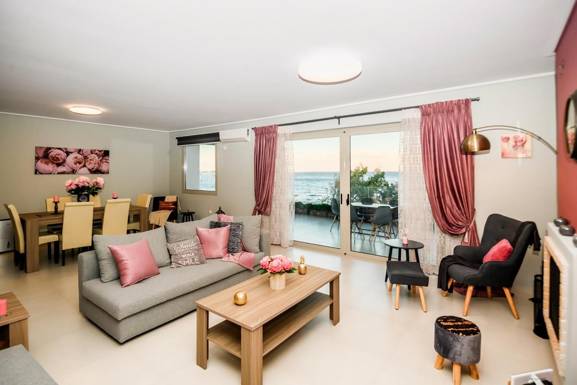 Beachfront Artemida Retreat - Peony Seabreeze Gem Extérieur photo